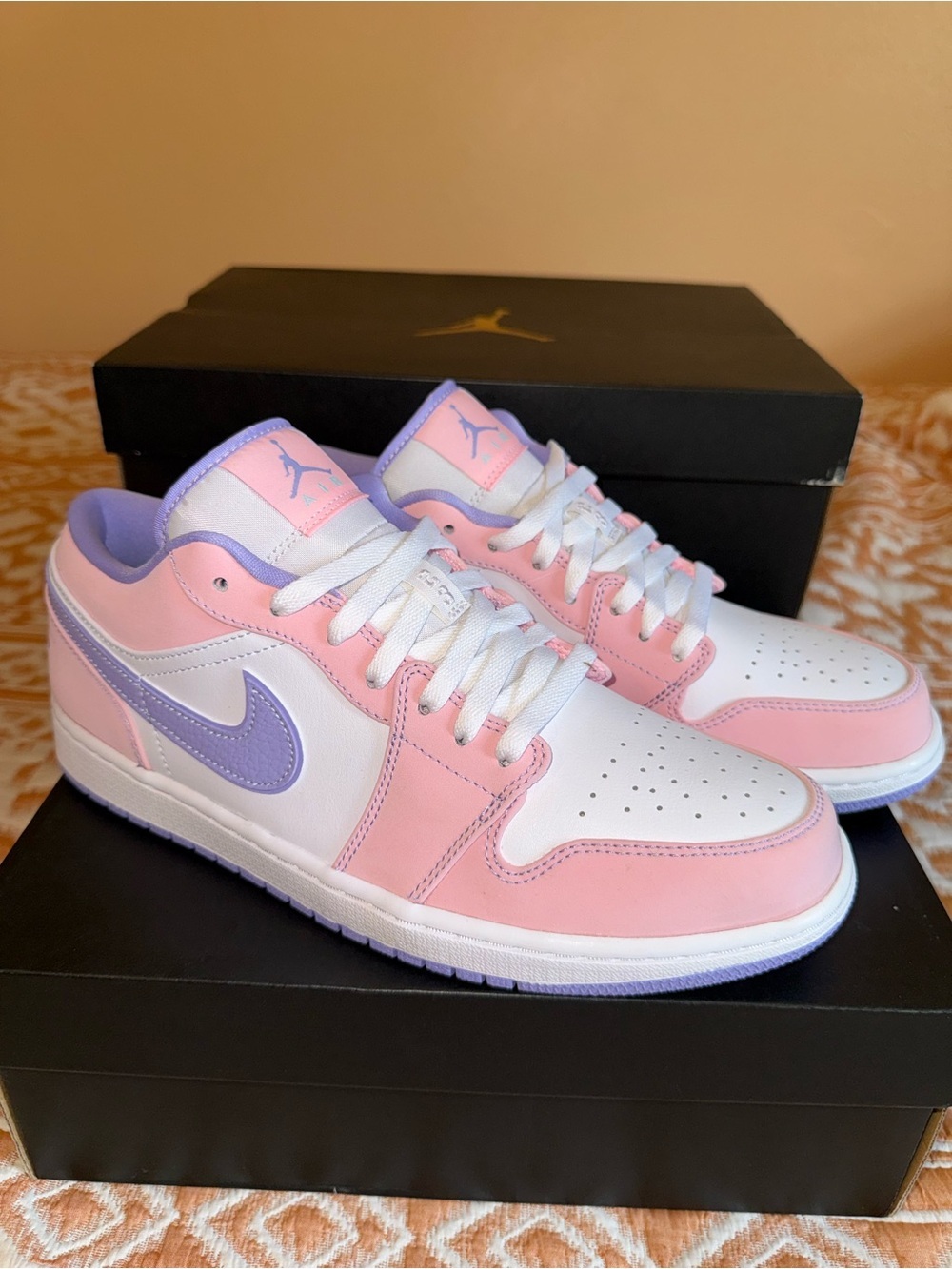 Air Jordan 1 Low SE “Arctic Punch” (arctic punch/purple pulse/white) sz 10.5